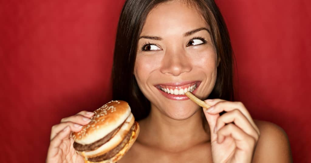 A Single Junk Food Meal Damages the Blood Vessels and the Brain about false